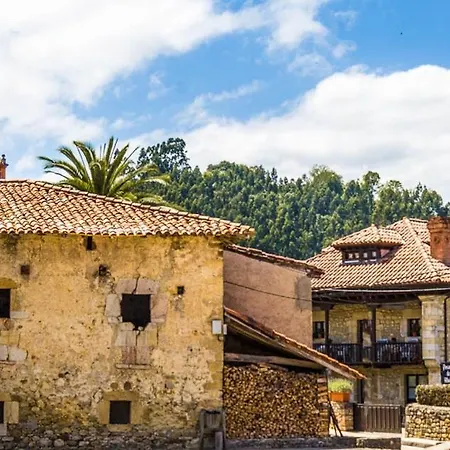 La Fuentona Villa Munorrodero Exterior photo