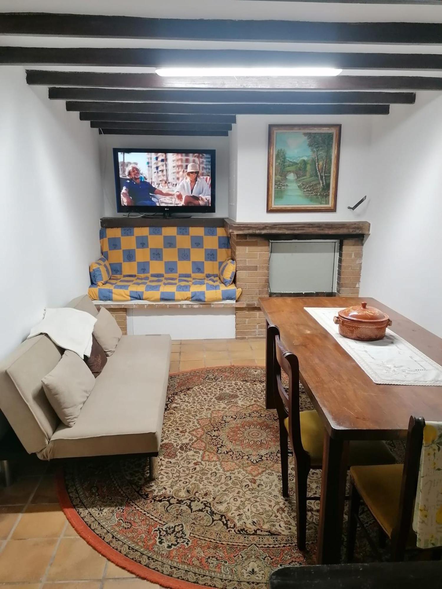 La Fuentona Holiday home Munorrodero